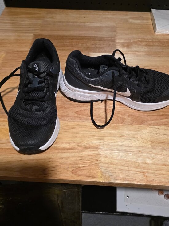 Nike Shoes - Nike Running shoes Size 7